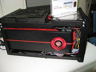 Siverstone Mini-ITX-Gehäuse - mit Radeon HD 5970